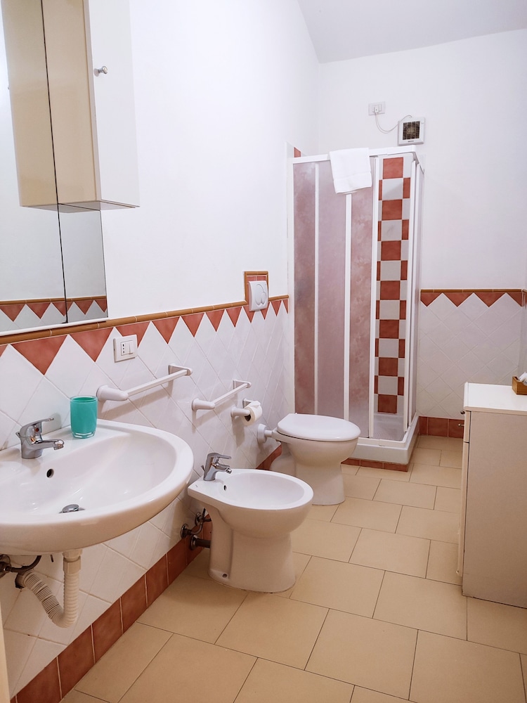 Standard Apartment, 3 Bedrooms photo 3