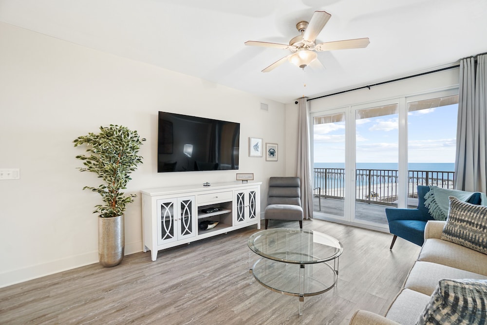 Condo, 2 Bedrooms, Sea View (802)