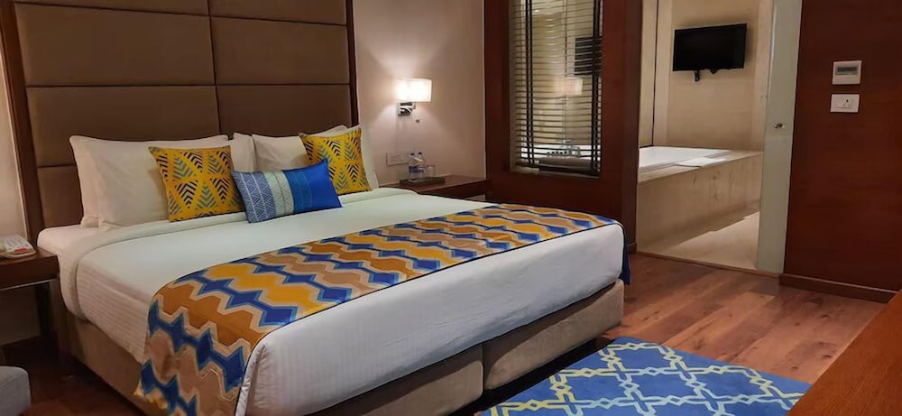 Presidential Suite, City View