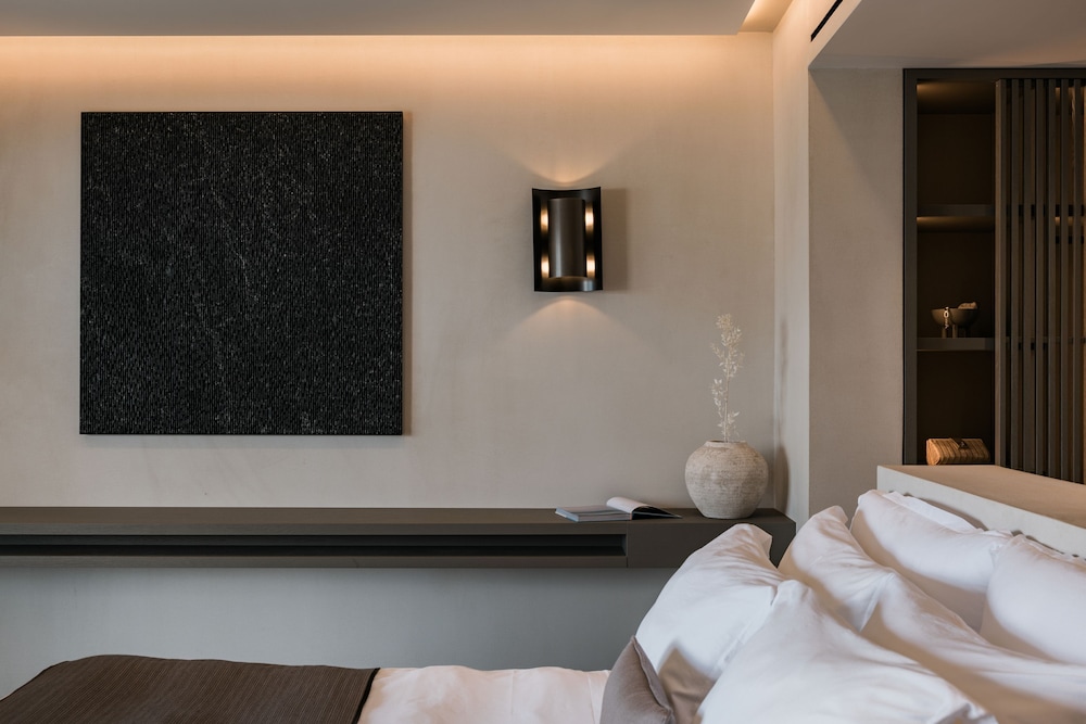 Premium Suite, Private Heated Pool, Sea View - Photo 25