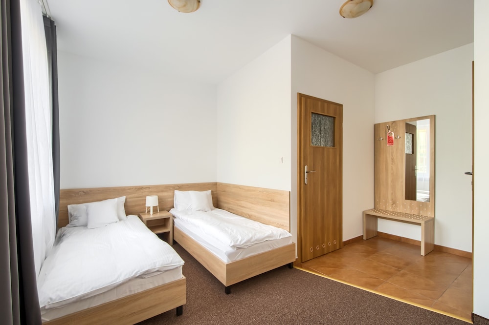 Superior Twin Room - Photo 1