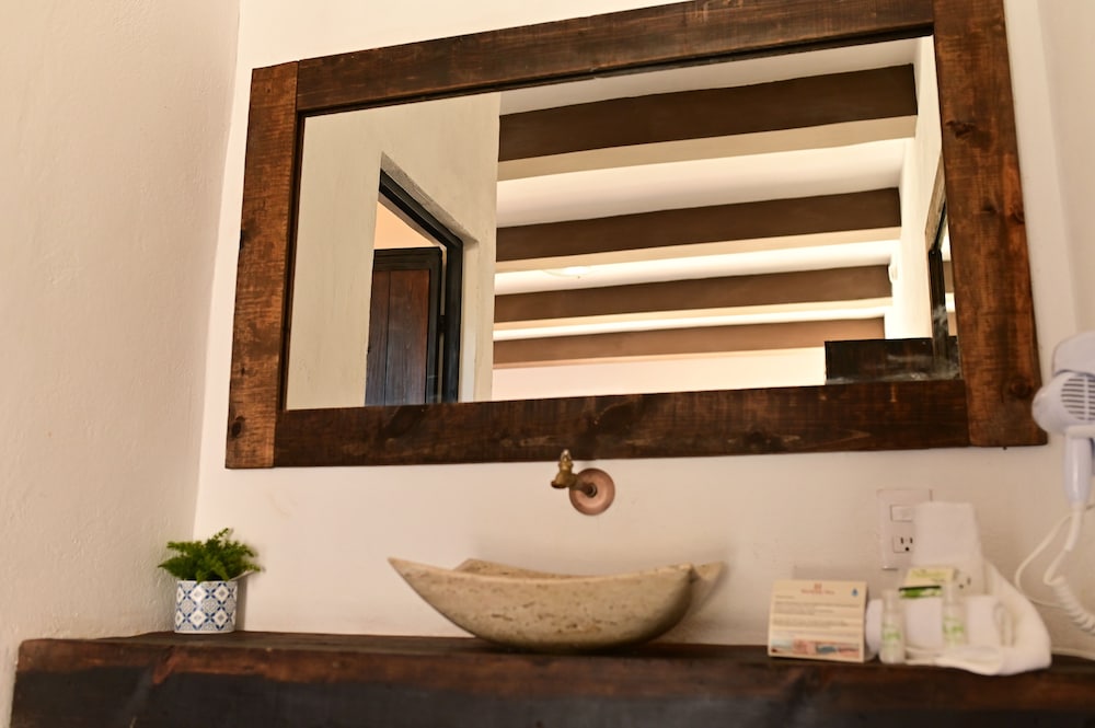 Superior Suite - Photo 3