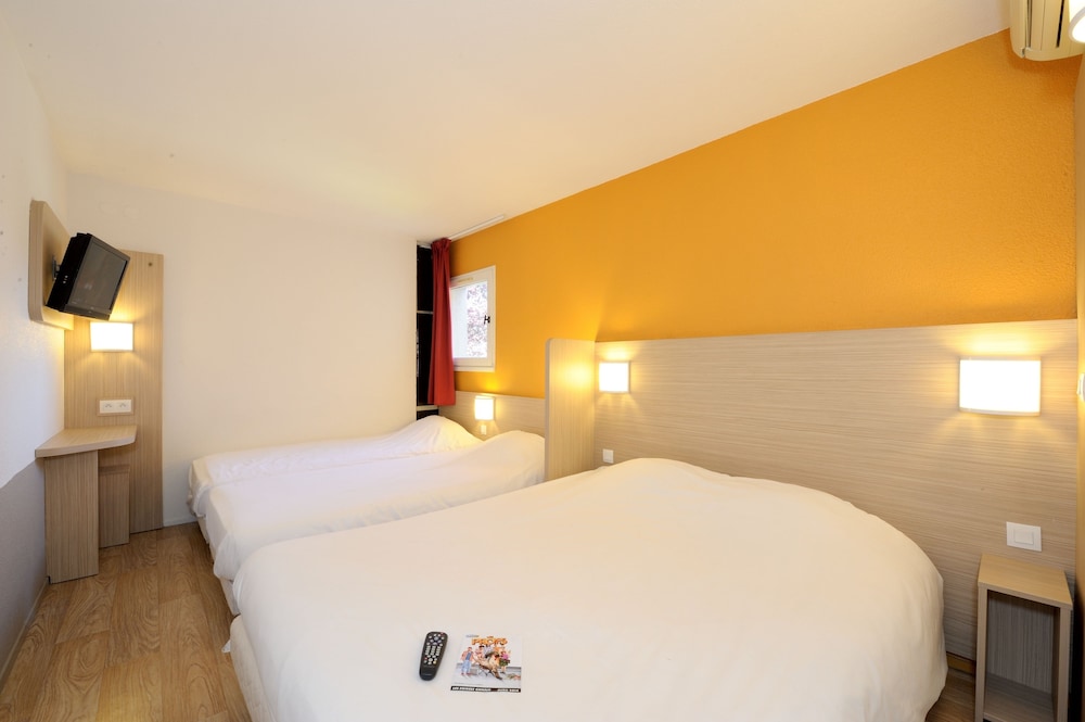 Quadruple Room - Photo 6