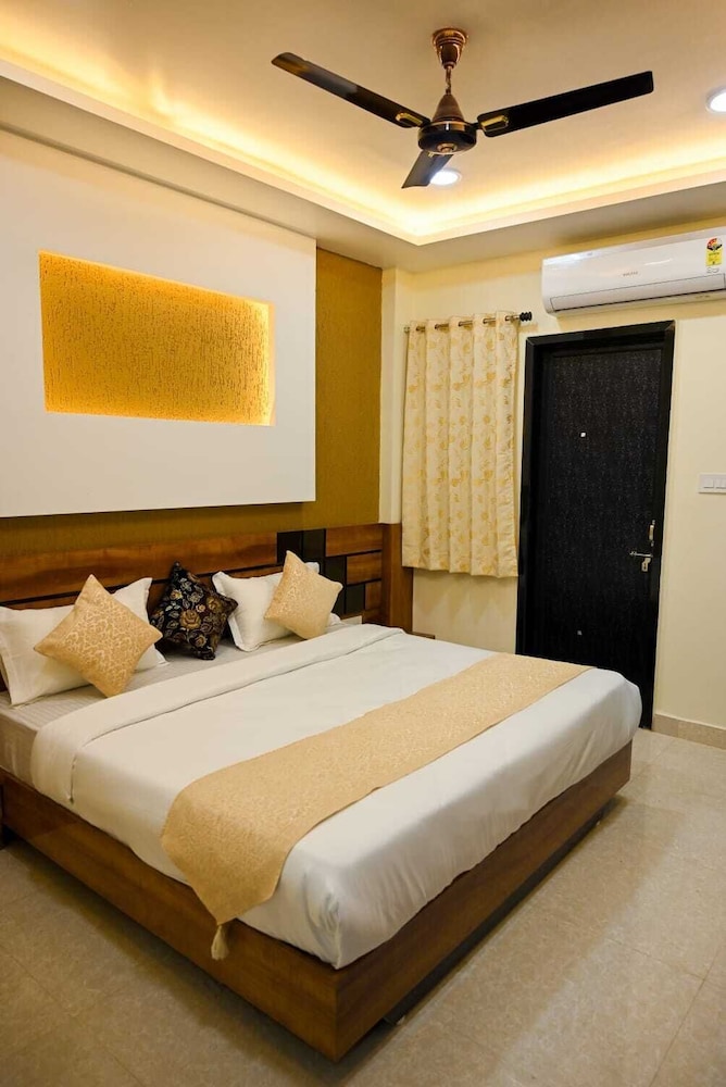 Premium Room - Photo 1
