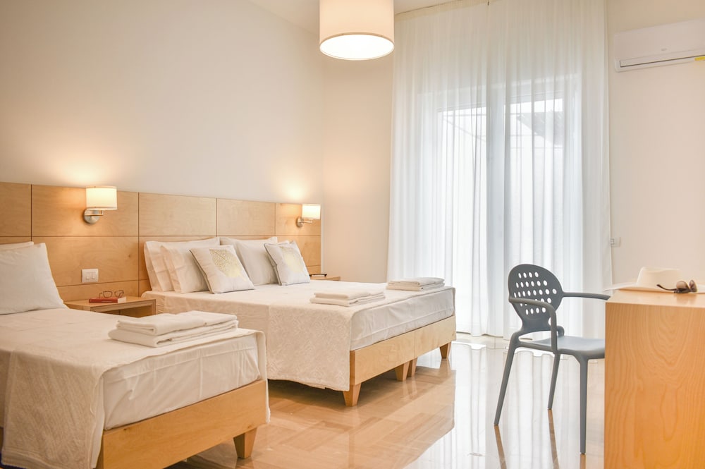 Superior Triple Room, Ensuite photo 1