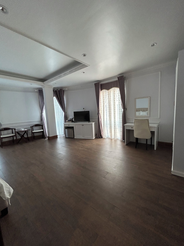 Panoramic Quadruple Room photo 1