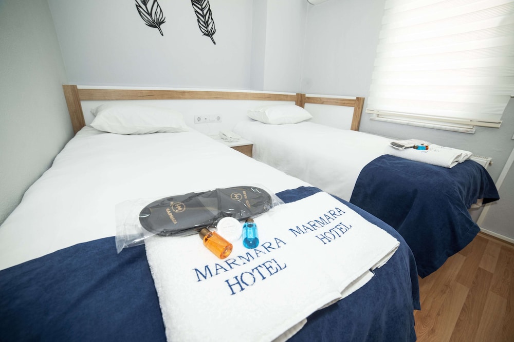 Standard Triple Room - Photo 16