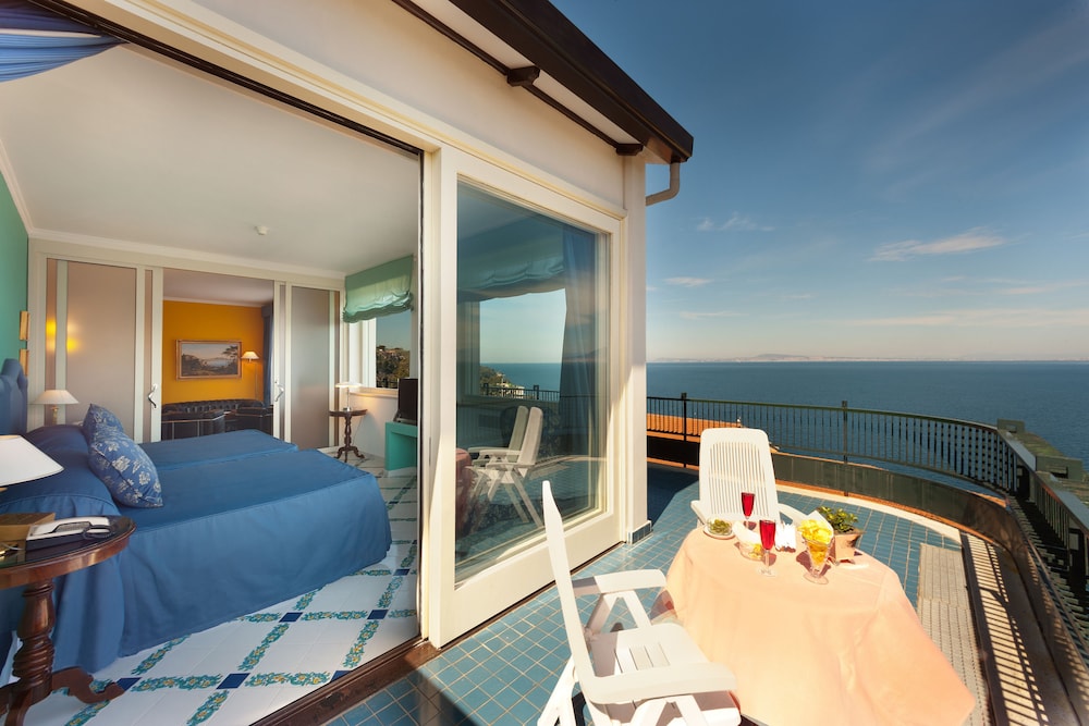 Suite, Balcony, Sea View - Photo 5
