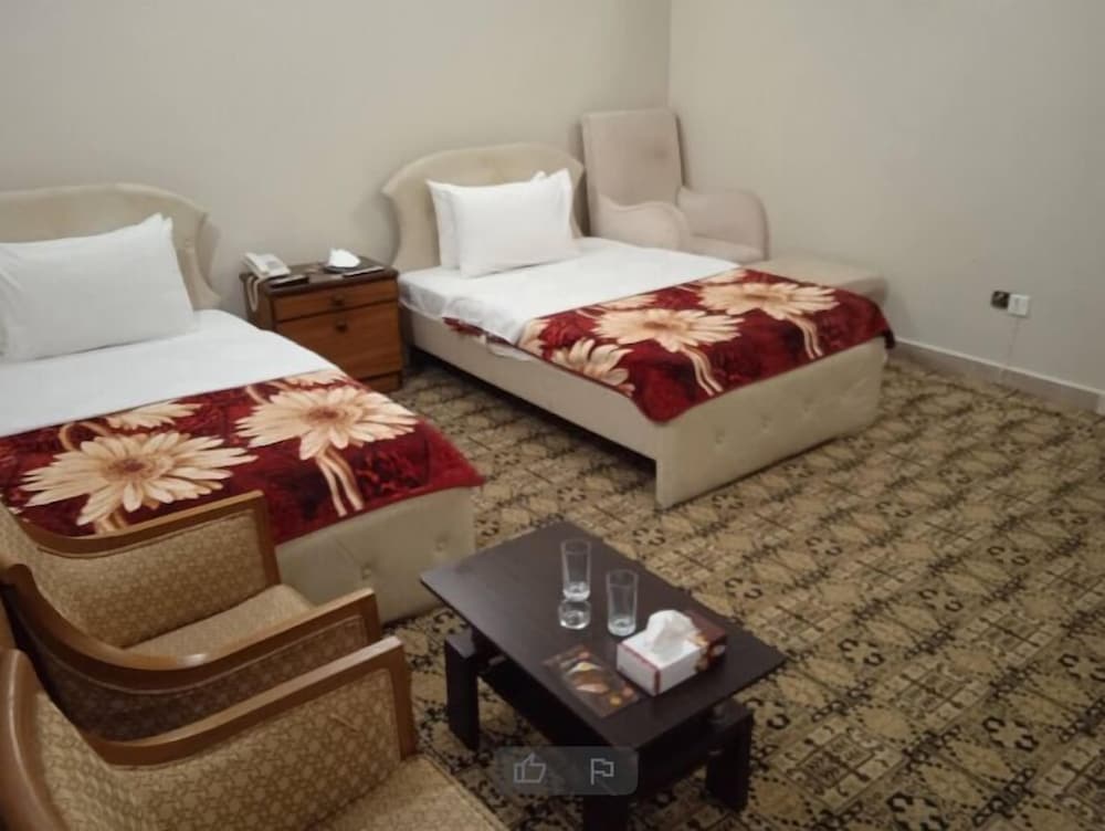 Deluxe Twin Room photo 2