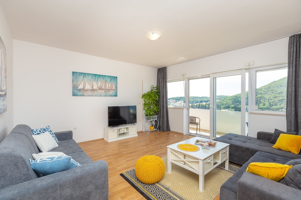 City Apartment, Balcony, Sea View (2 Bedrooms)