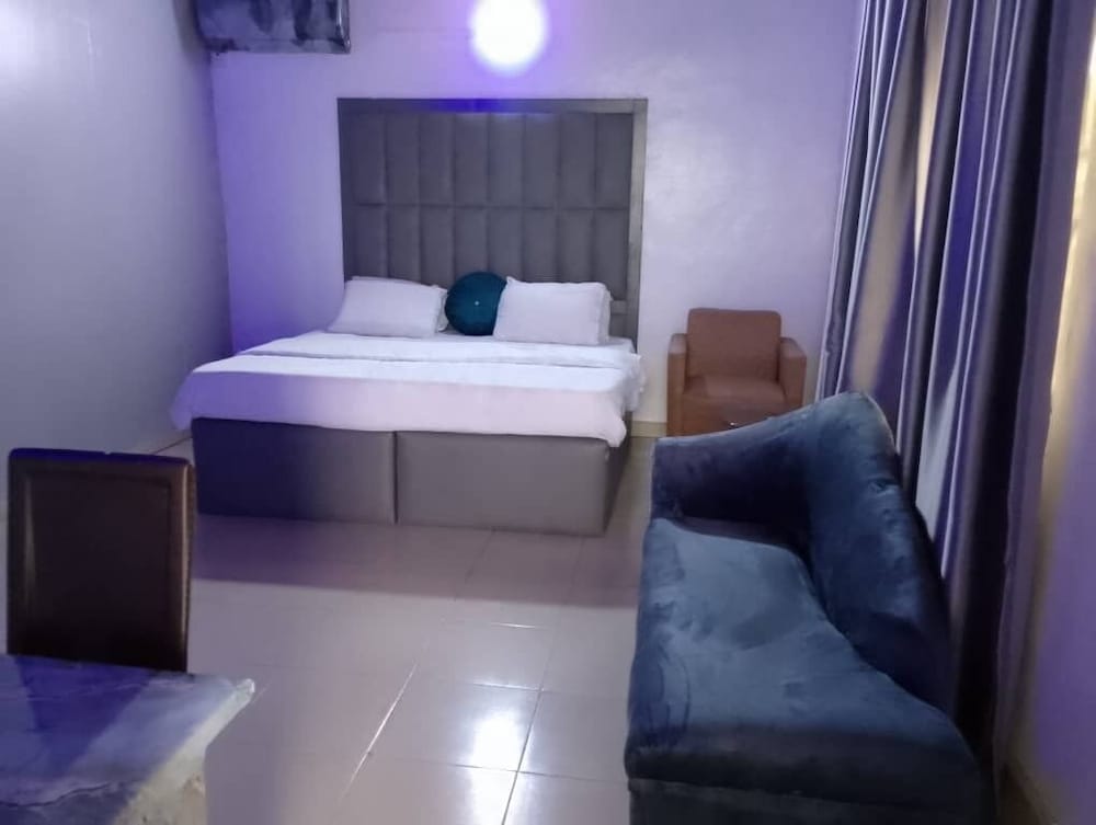 Single Room, Balcony, Courtyard View