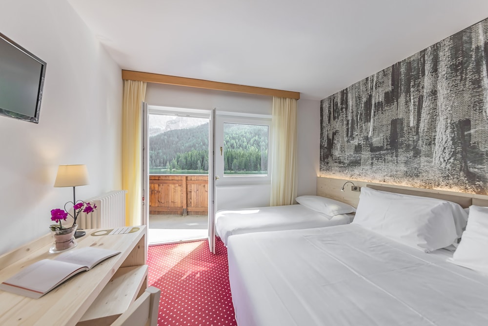 Superior Quadruple Room photo 2