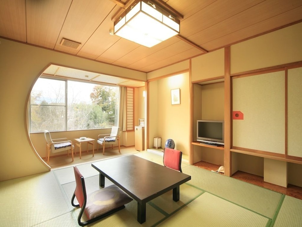 Japanese Style Room with Private Bathroom photo 1