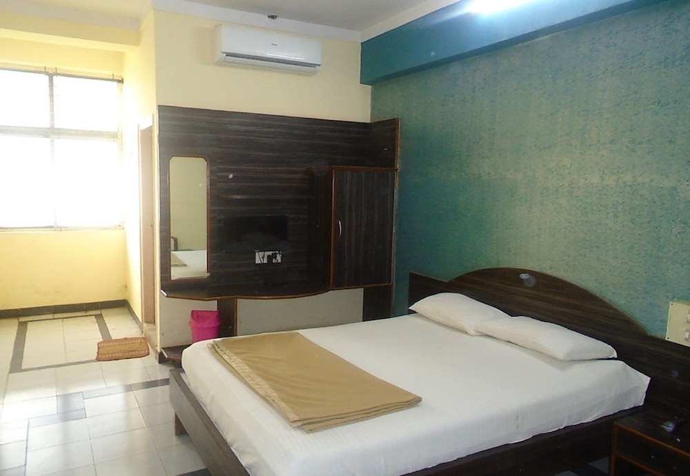 Standard Double Room - Photo 2