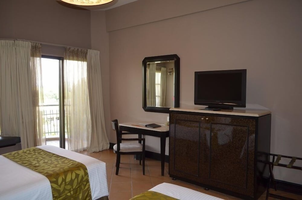 Deluxe Twin Room - Photo 1