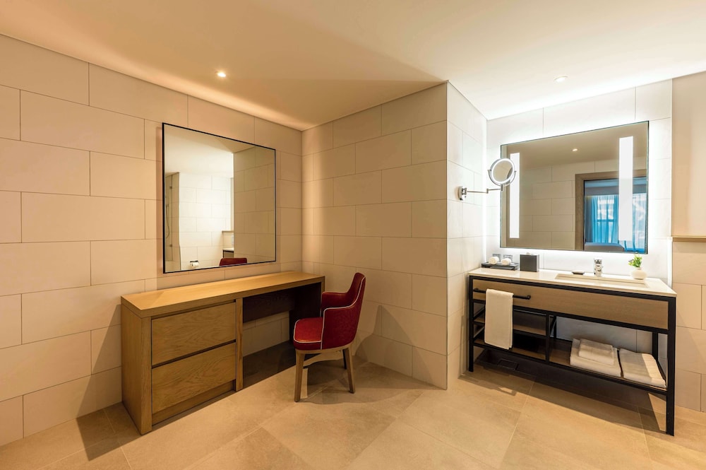 Executive Suite, 1 Bedroom, Kitchen