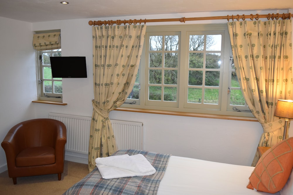 Double or Twin Room, Ensuite (Room 1) photo 2