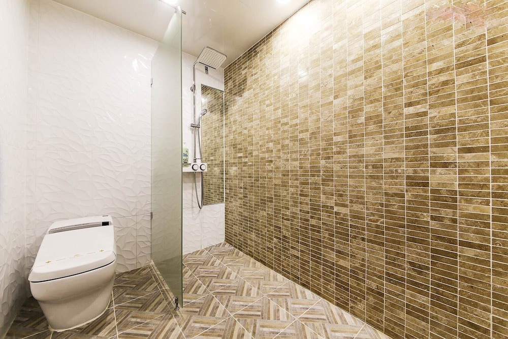 Traditional Room (Ondol) photo 3