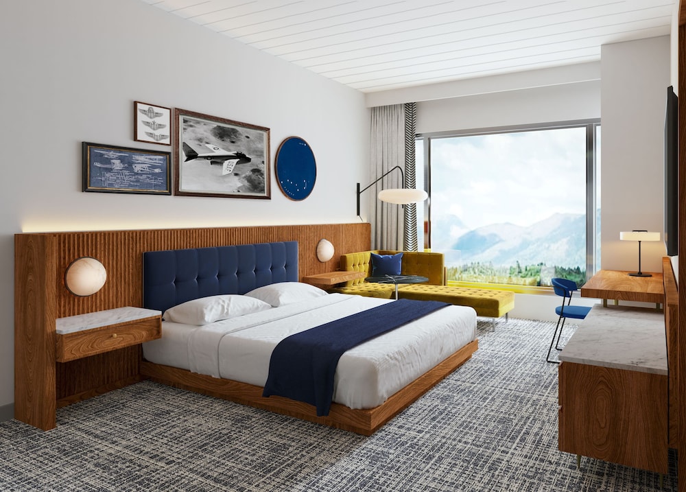 Room, 1 King Bed, Mountain View (Partial View) - Photo 1