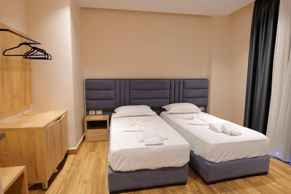 Double or Twin Room, Ground Floor photo 3