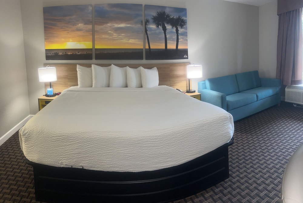 Executive Room, 1 King Bed, Non Smoking - Photo 3