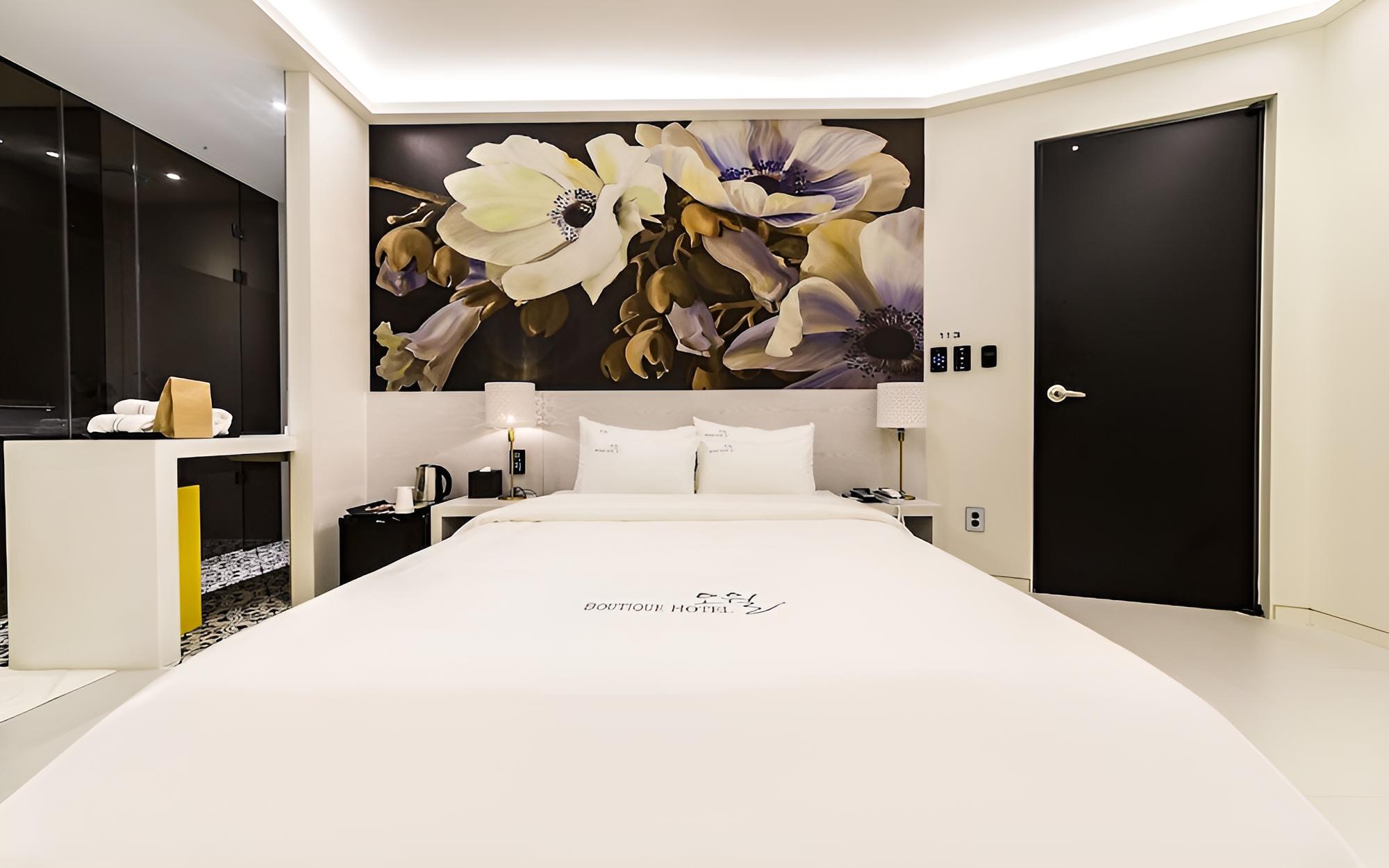 Room (Standard room) - Photo 3