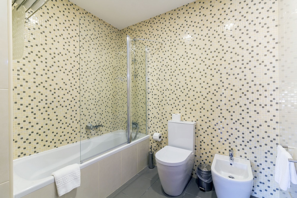 Triple Room (Aquário Porto Pim) photo 3