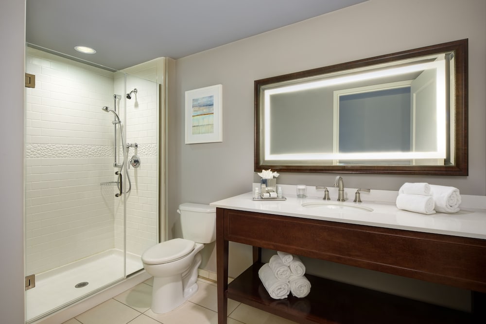 Junior Suite, 1 King Bed, City View