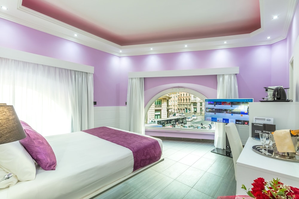 Executive Double Room, City View, Corner