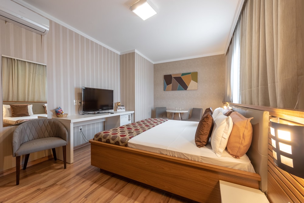 Suite Master cama King Size photo 3