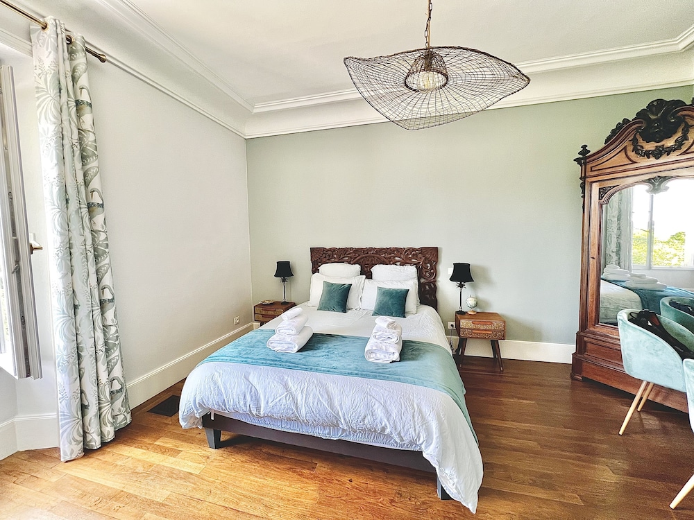Deluxe Twin Room photo 3