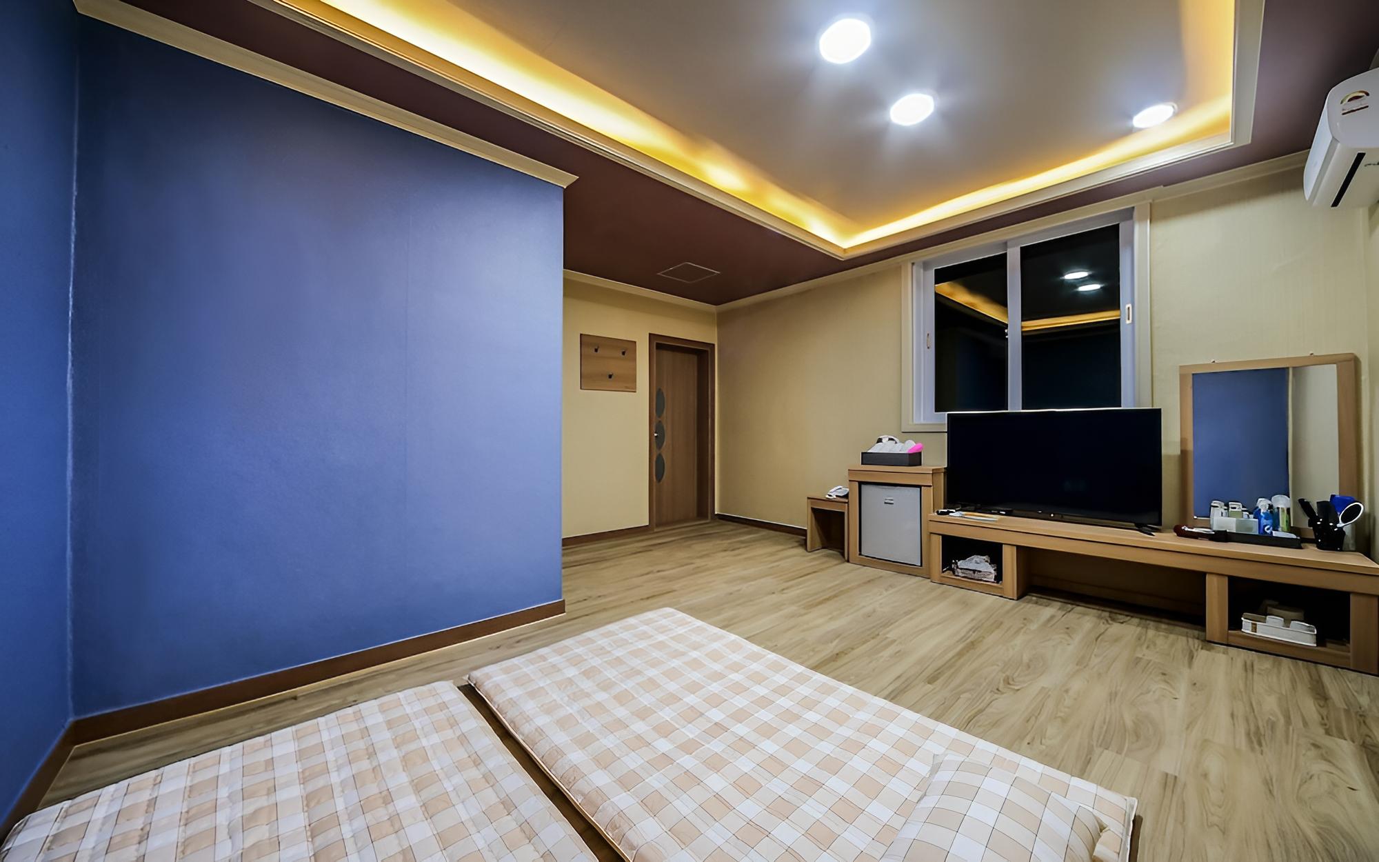 Room (On-dol) - Photo 3
