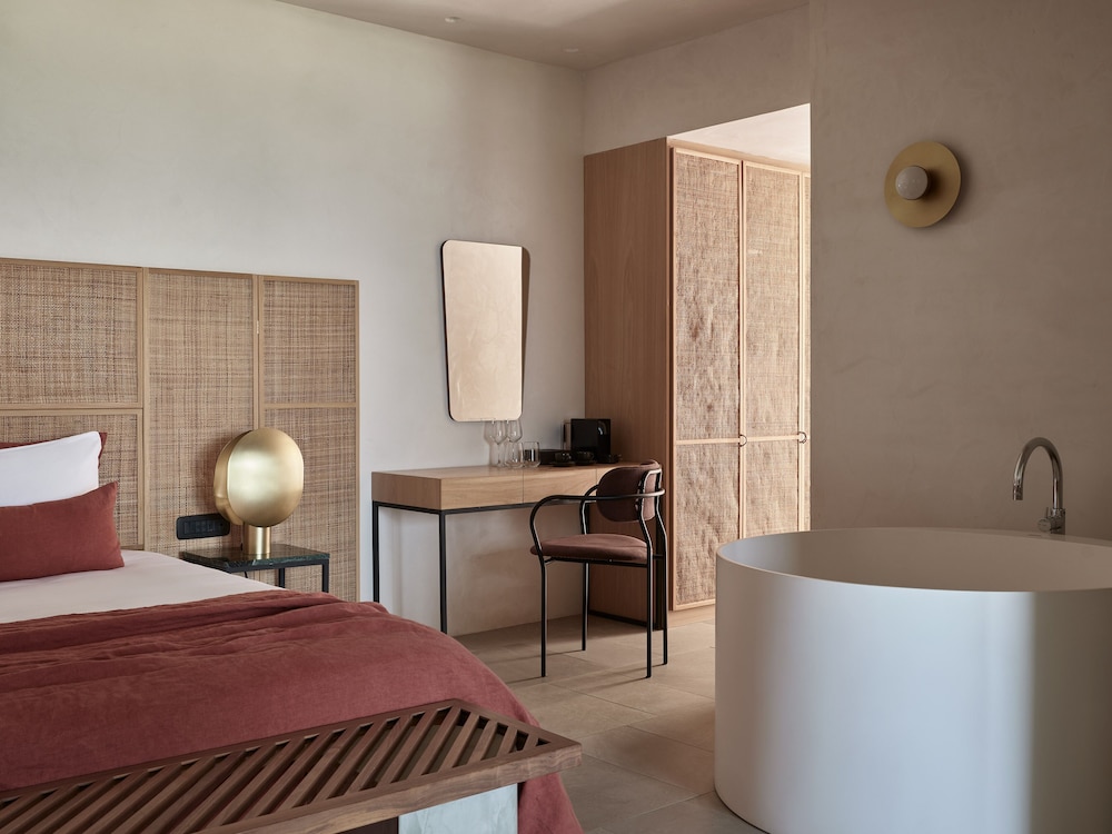 Superior Suite, Sea View (Suite) - Photo 4