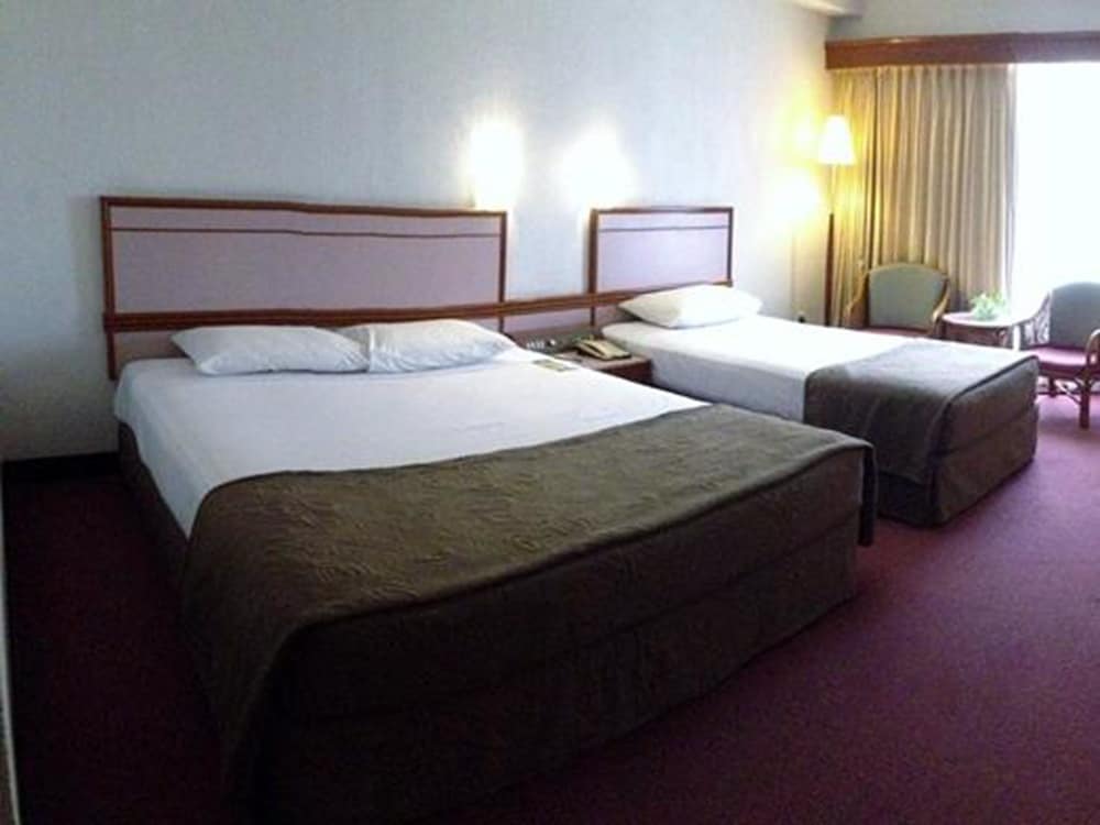 Deluxe Triple Room - Photo 3
