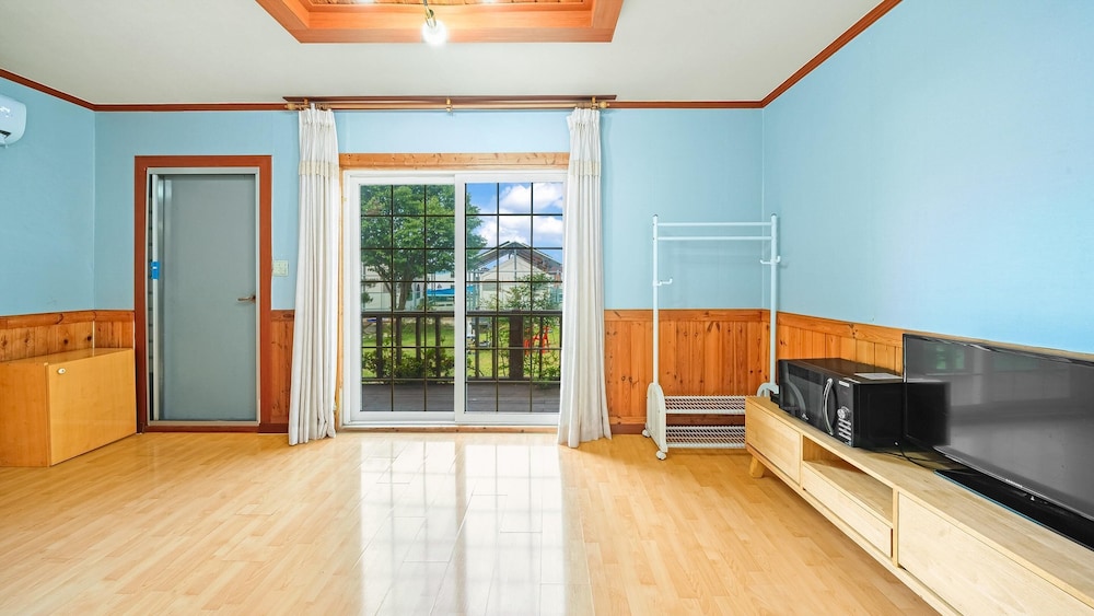 Basic Room, 1 Bedroom (marguerite) - Photo 4