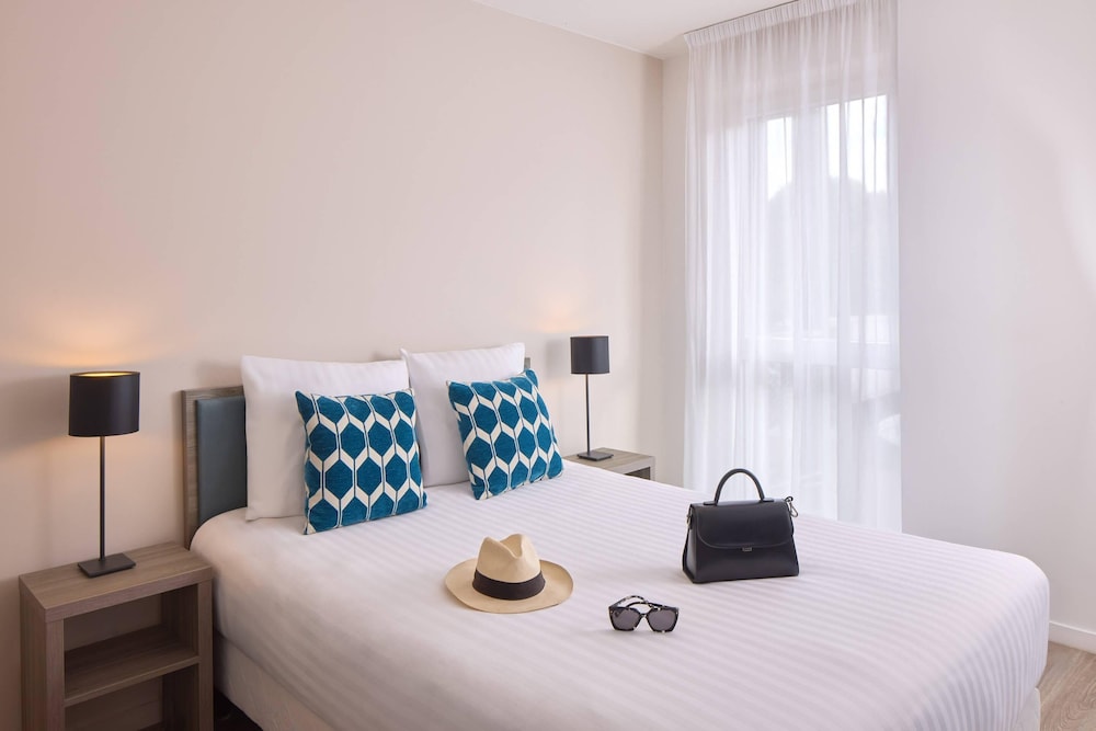 Suite, 2 Queen Beds, Non Smoking
