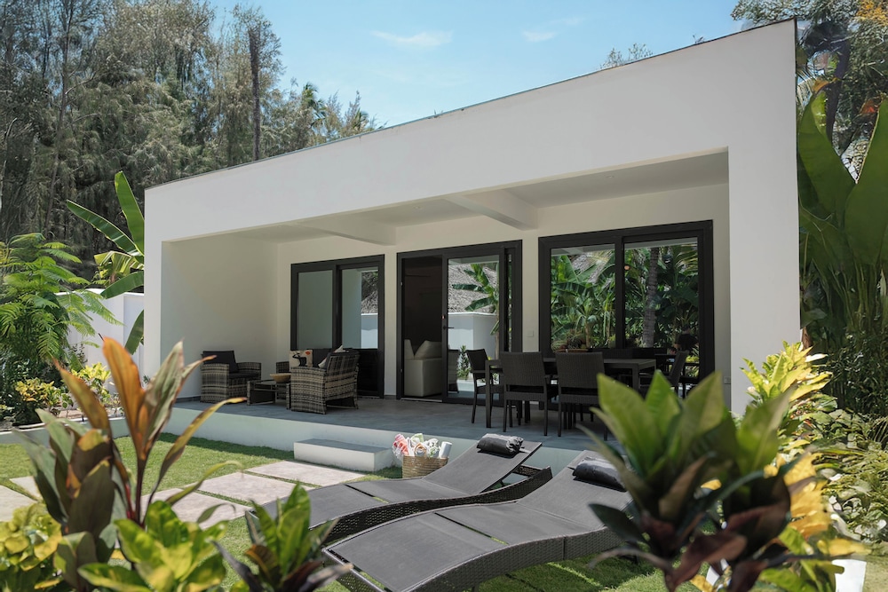 Deluxe Villa, Patio