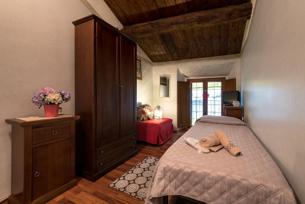 Twin Room photo 1