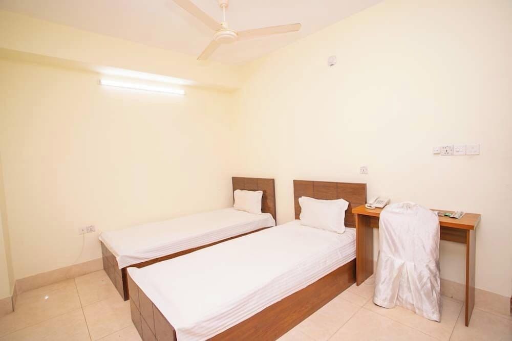 Basic Double or Twin Room, Balcony