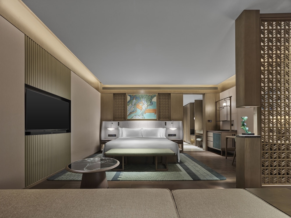 Room, 1 King Bed (Wellbeing Sanctuary)