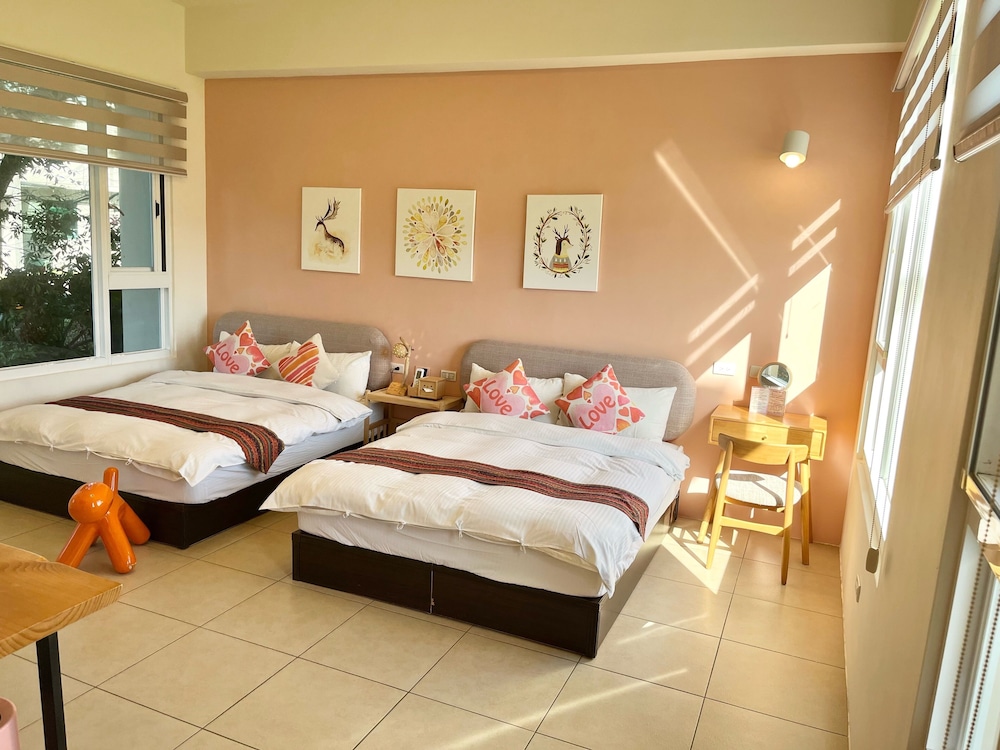 Family Quadruple Room, 2 Double Beds, Garden Area photo 1
