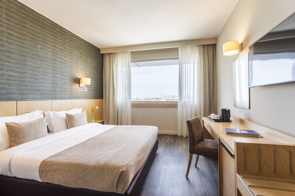 Standard Double Room - Photo 3