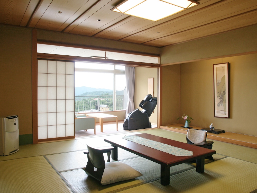 Japanese Room, Kaiseki Dinner(Served in room), Buffet Breakfast, with Premium Lounge Access photo 2