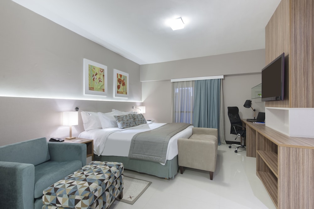 Presidential Suite, City View, Executive Level