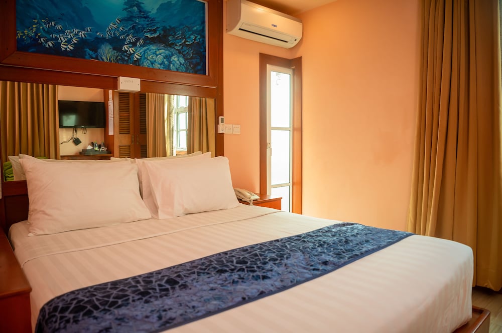 Superior Room - Photo 11
