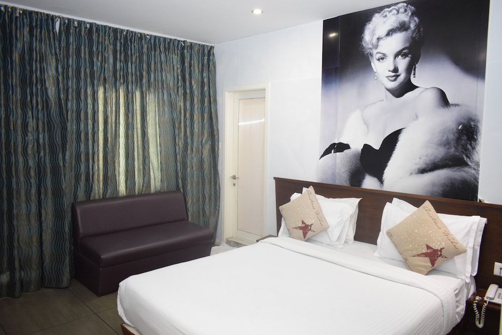 Superior Room - Photo 8
