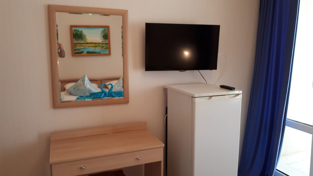 Standard Double Or Twin Room photo 3