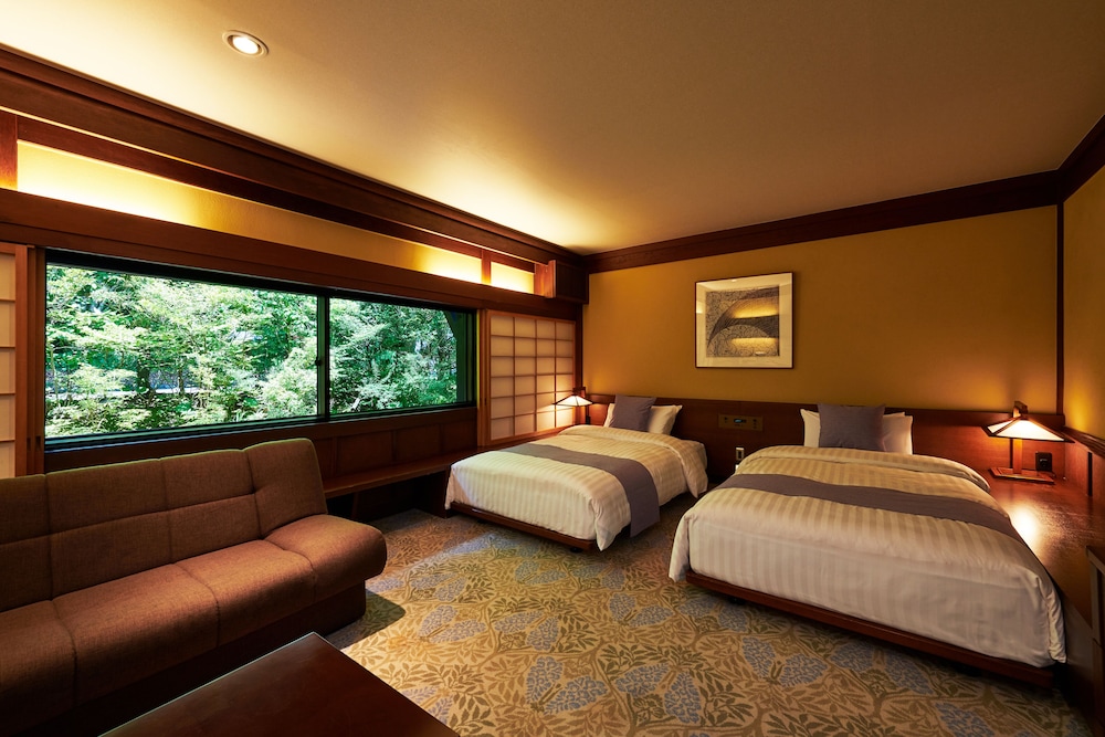 Deluxe Twin Room photo 2