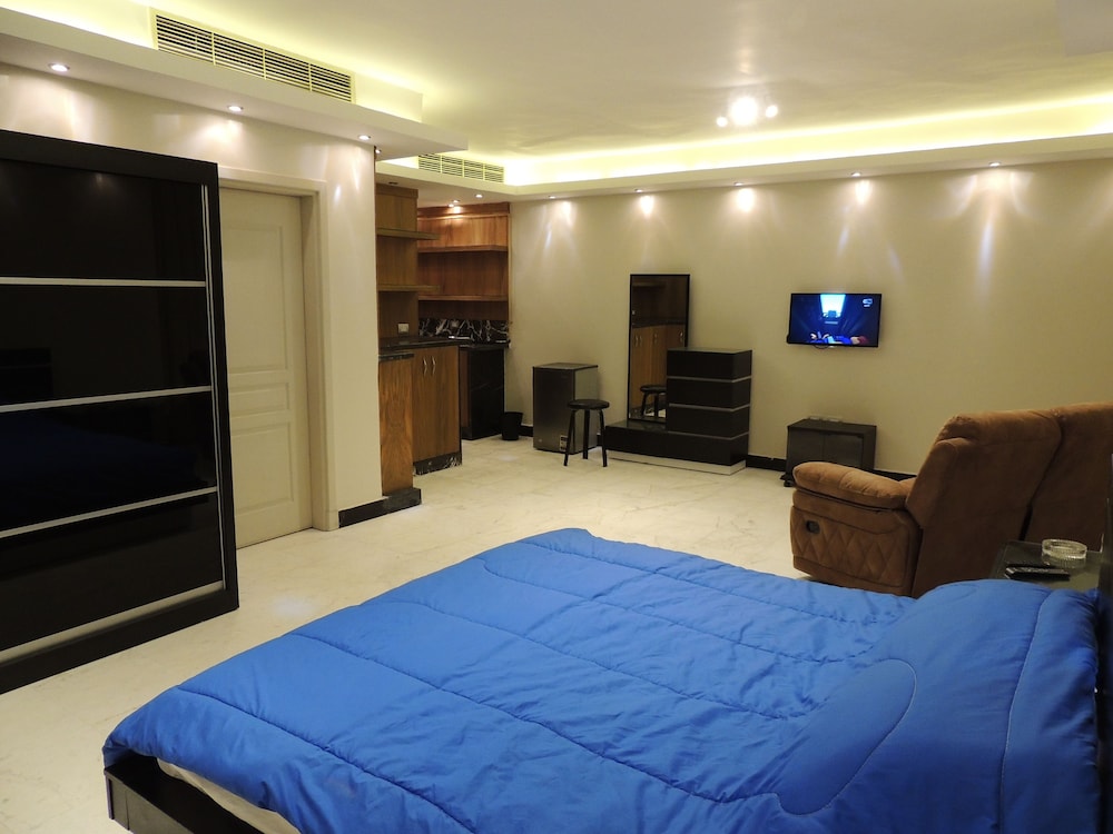 Villa Elite, 5 habitaciones, vista al jardín