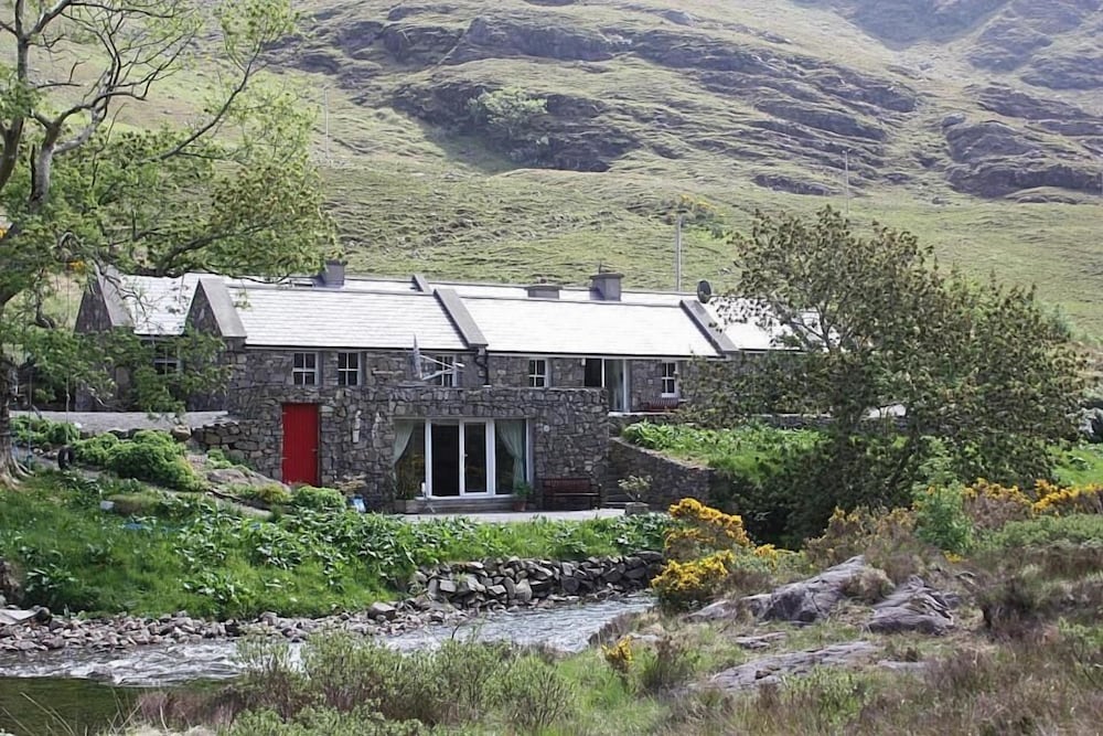 Waterfall Cottage photo 1
